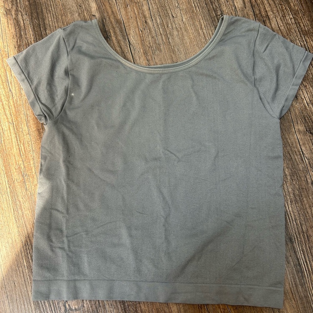 Free People Gray Fitted Short Sleeve T-Shirt